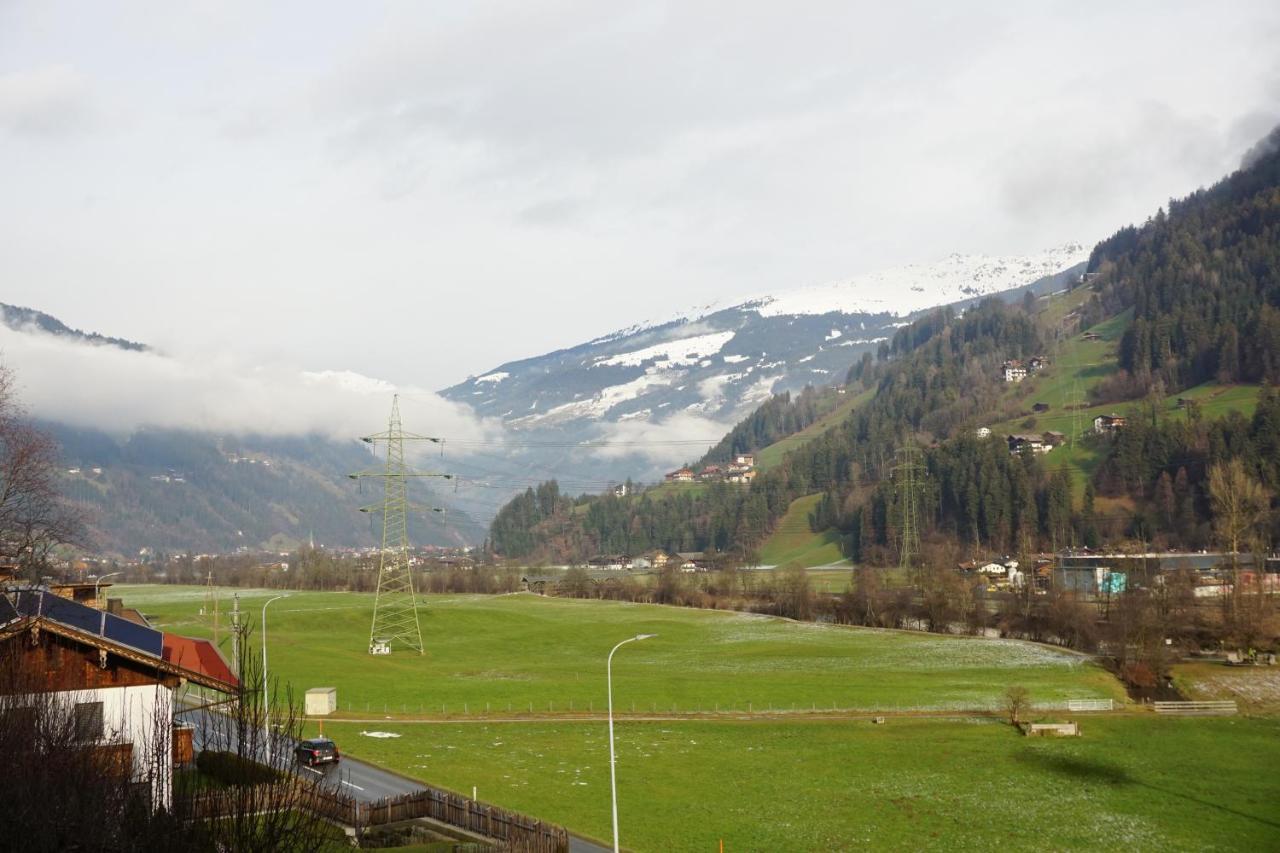 Haus Dornauer Lägenhet Hippach Exteriör bild